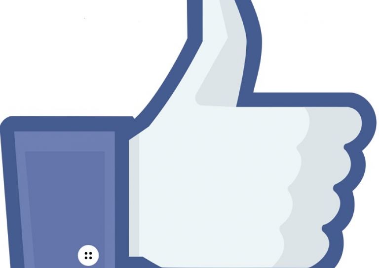 facebook, gltzerbini, zerbini, personalizzati, gadget, cuore, intarsio